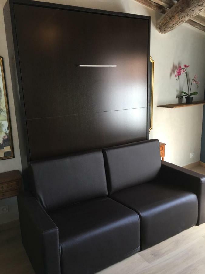 appartement cosy à 10 mètres du port de Cassis Esterno foto
