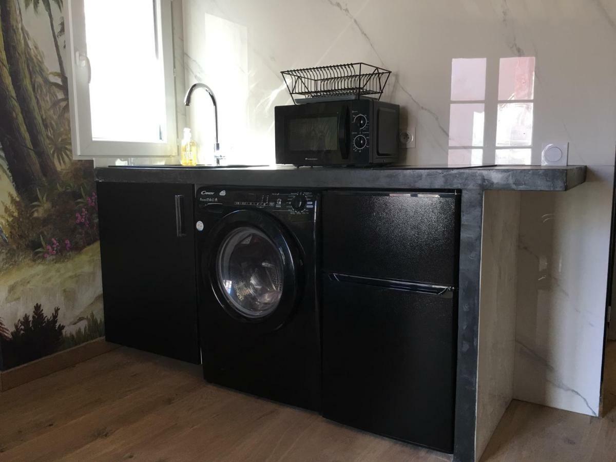 appartement cosy à 10 mètres du port de Cassis Esterno foto